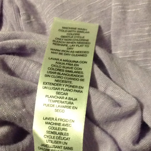 White House Black  Market  Top - Picture 7 of 8